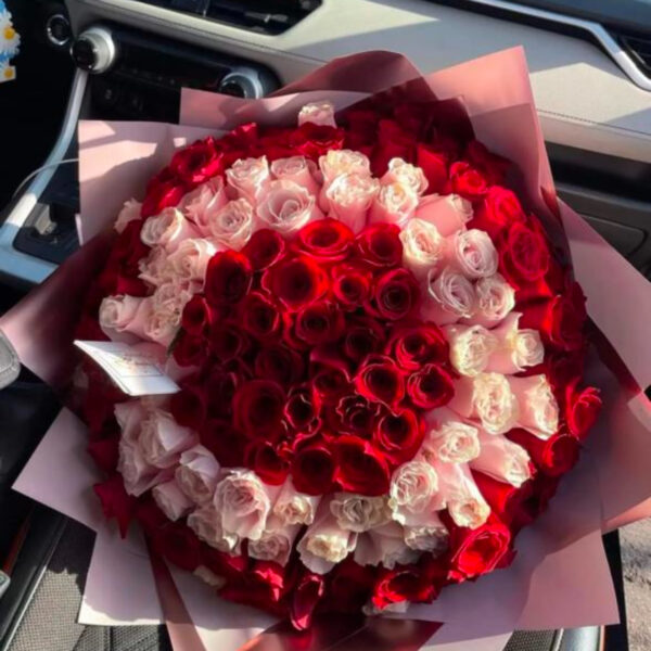 RAMO DE 150 ROSAS
